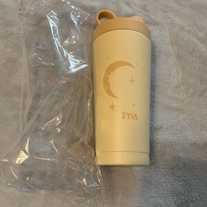 ZYIA Cream & Gold Crescent Moon Tumbler
